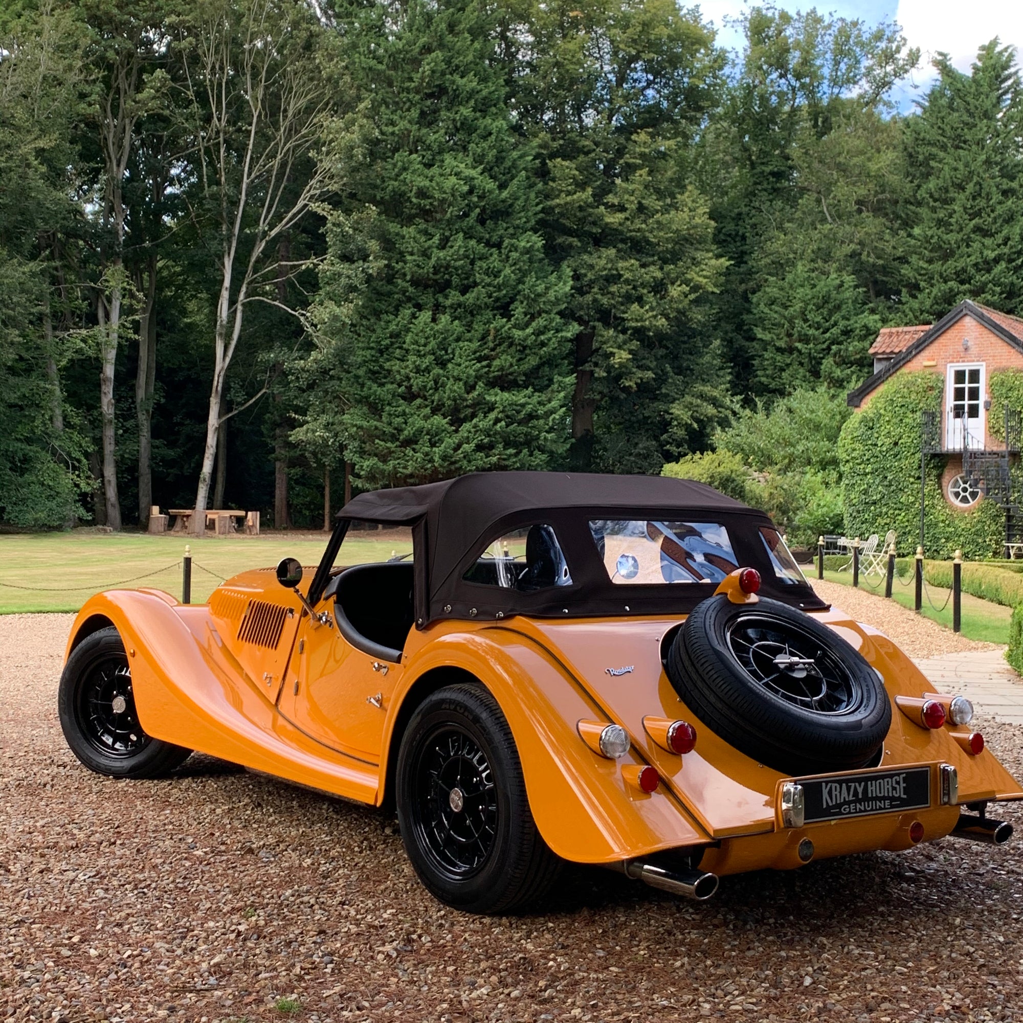 MORGAN ROADSTER 3.7 V6 286 BHP - MORGAN CLASSIC ORANGE