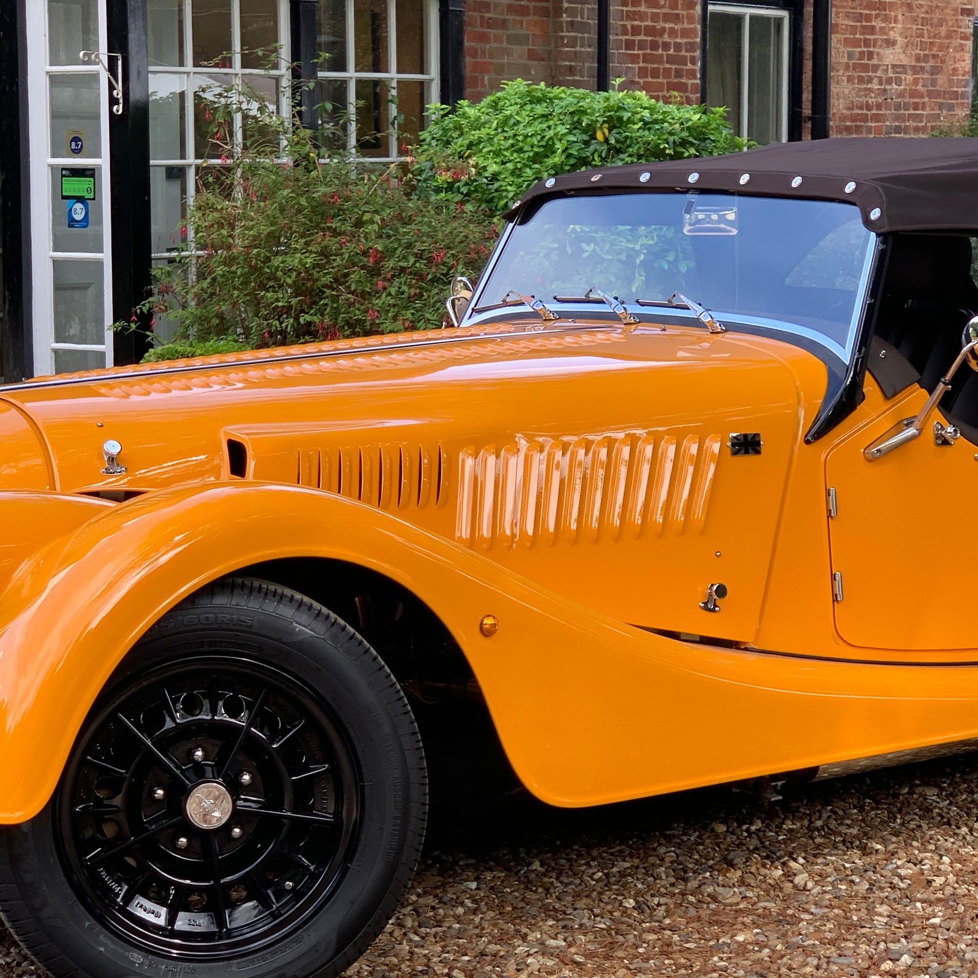 MORGAN ROADSTER 3.7 V6 286 BHP - MORGAN CLASSIC ORANGE