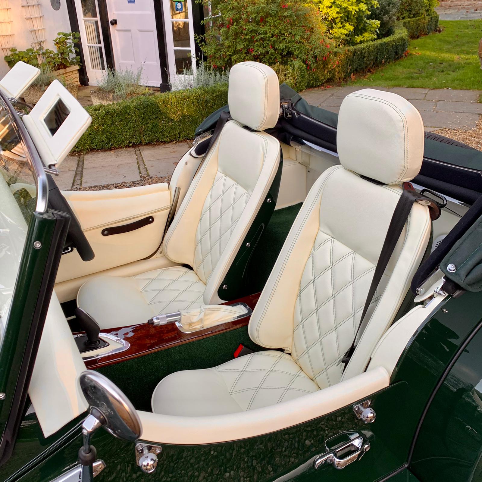 Morgan Plus Four 2.0 - Morgan Sports Green