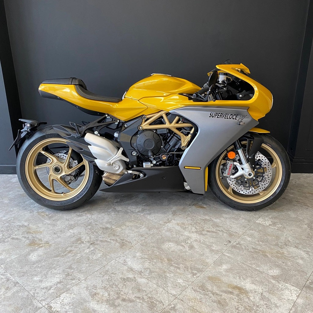 MV-AGUSTA-SUPERVELOCE -E5-METALLIC-YELLOW-MATT-METALLIC-GRAPHITE