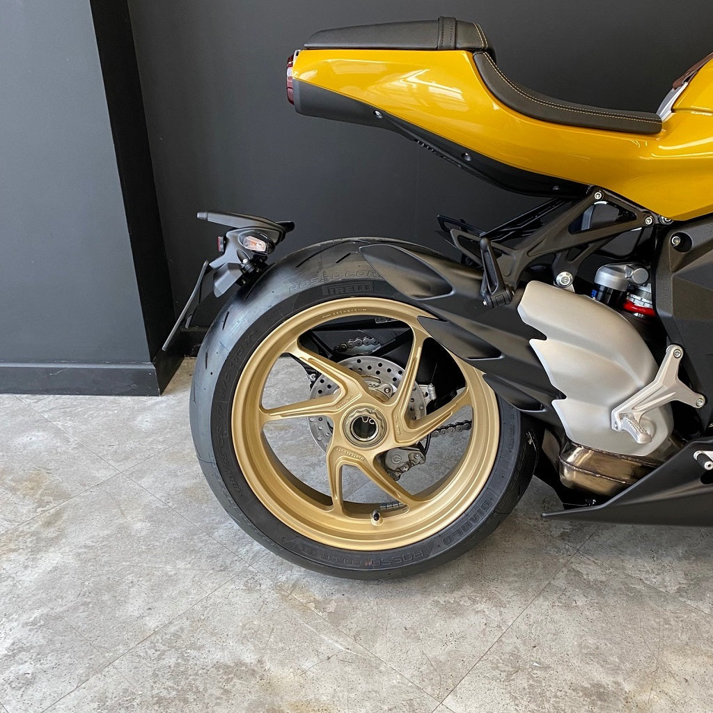 MV-AGUSTA-SUPERVELOCE -E5-METALLIC-YELLOW-MATT-METALLIC-GRAPHITE