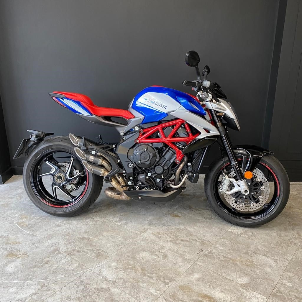 NEW YEAR EXCLUSIVE OFFER  - MV Agusta Brutale RR - America - PreLoved