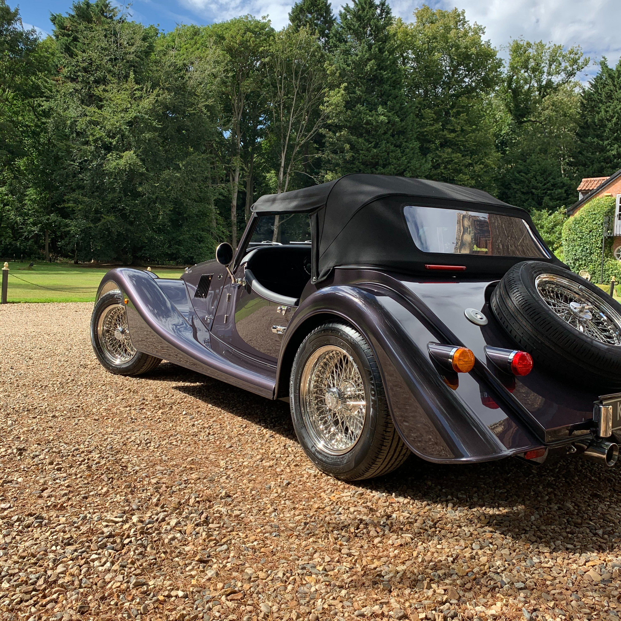 Morgan Plus Four - Metallic Morgan Regal Grey