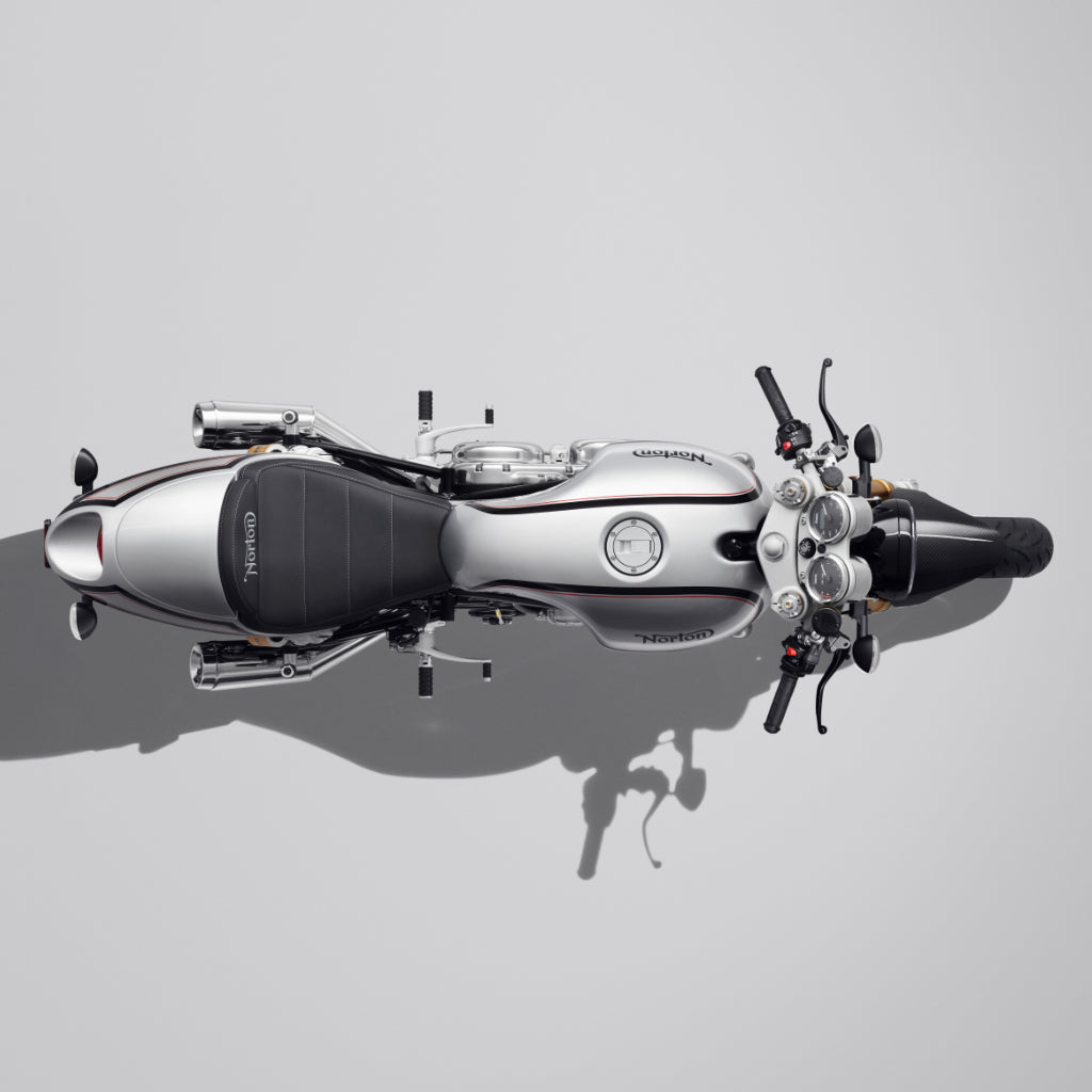 Norton Commando CR 961 - Matrix Black / Manx Platinum